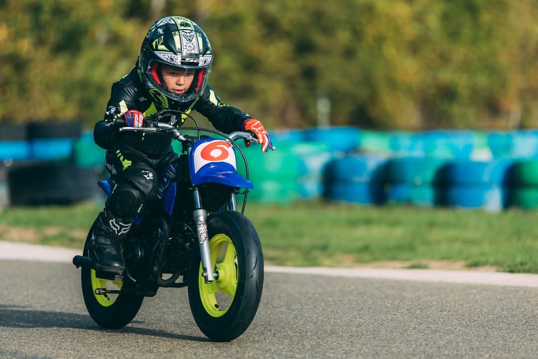 Photo de Ak RACING 9