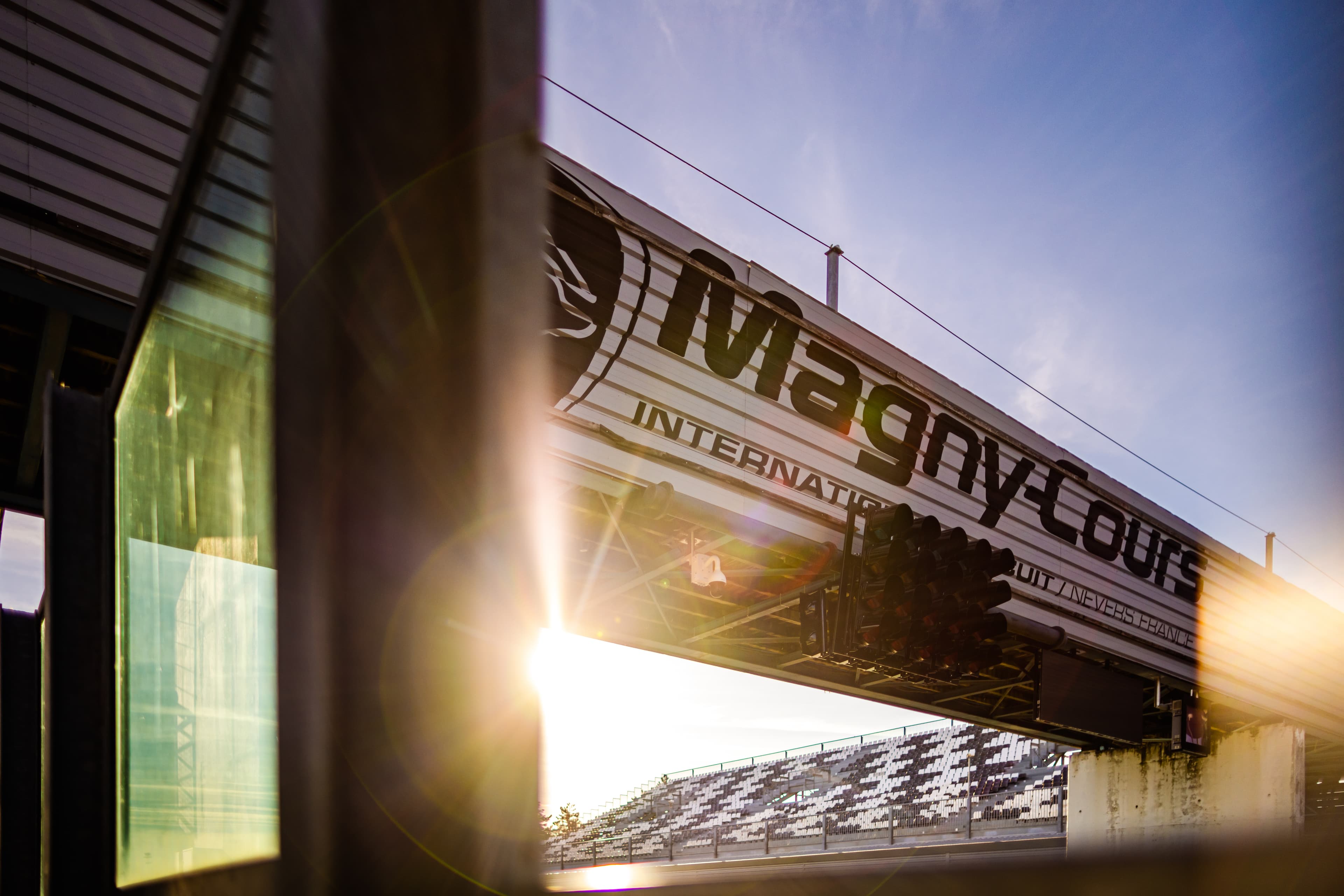 Stage de pilotage et perfectionnement à la conduite - Bannière